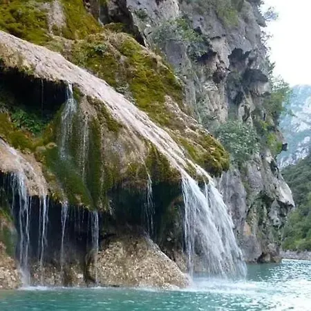 Maison Conviviale Avec Jardin A *