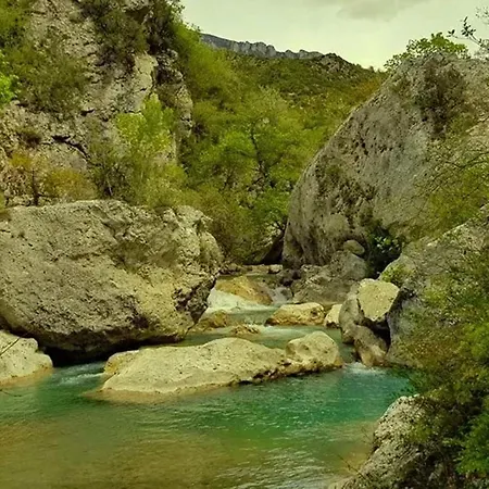 Maison Conviviale Avec Jardin A